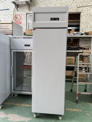 1-door Upright Freezer Commercial Restaurant Fridge Bakery Refrigerator with Trays