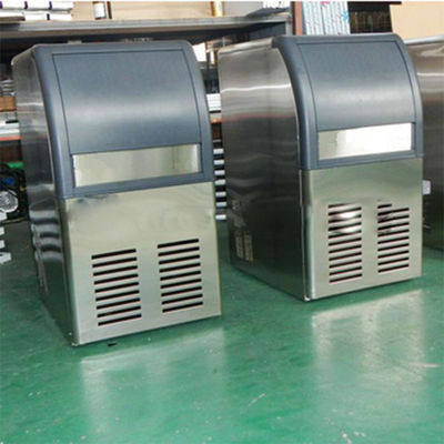 Air Cooling 128kg/24h Ice Cube Making Machine Commercial